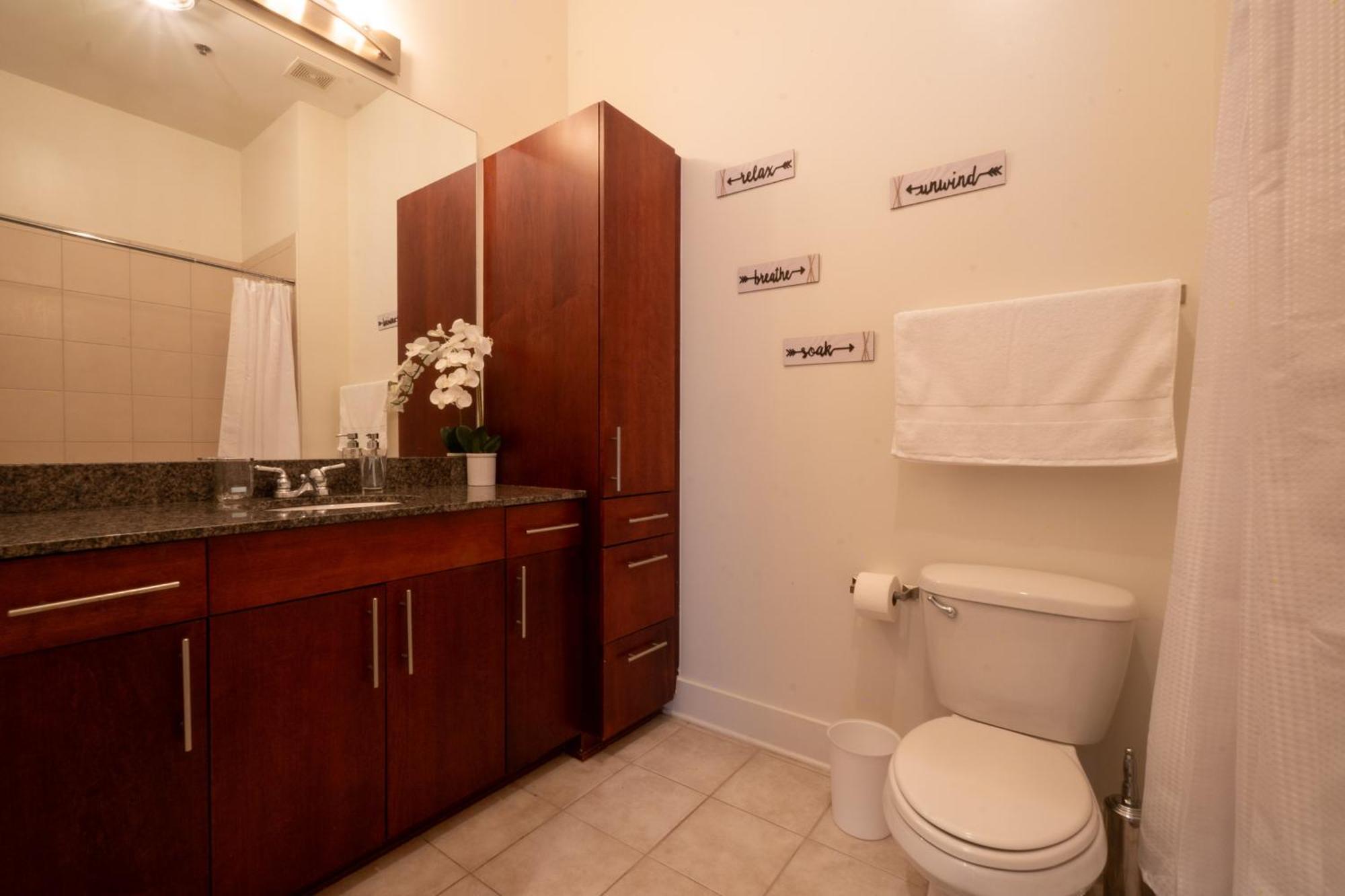 Apartment Chic Atl Oasis Urban Escape